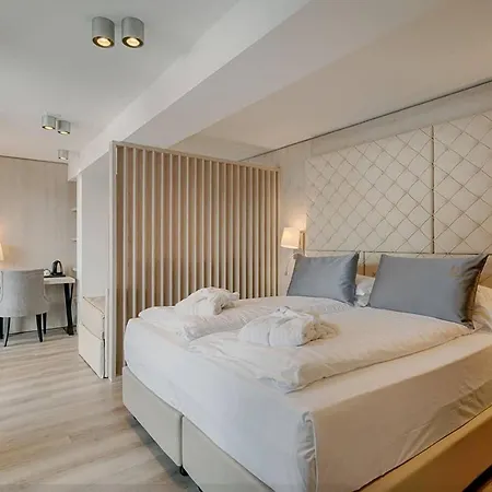Rosengarten 4*