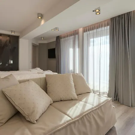 Hotel Rosengarten 4*