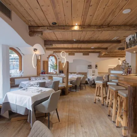 Hotel Rosengarten Madonna