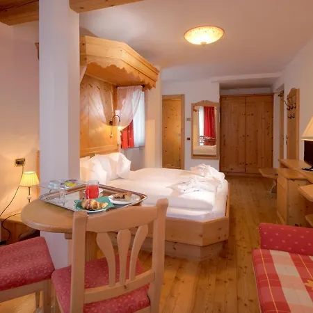 Hotel Rosengarten 4*